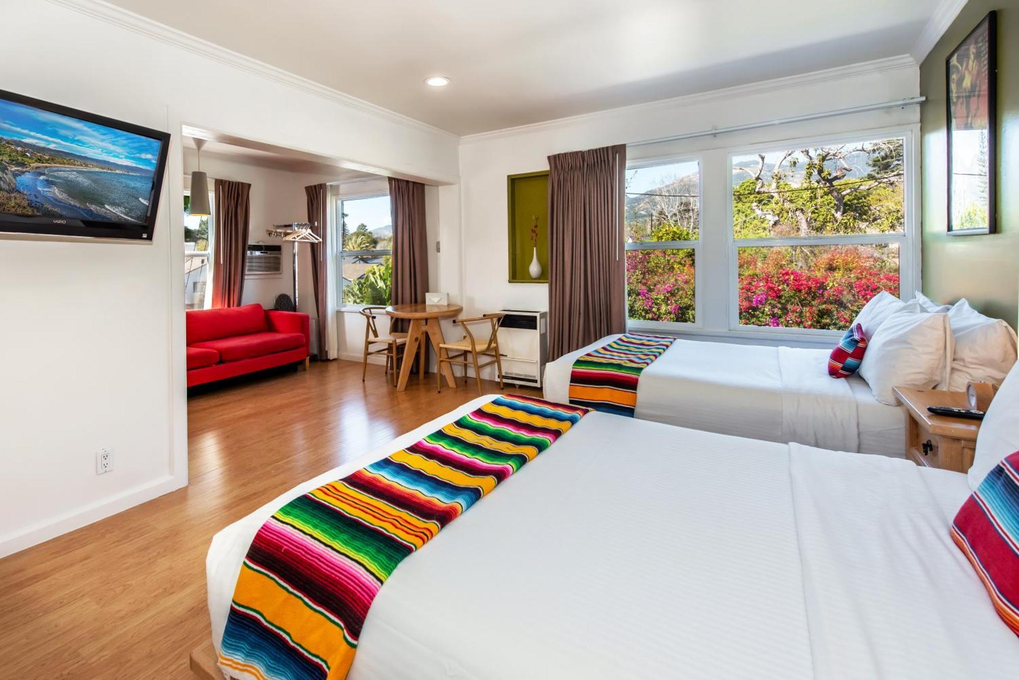 Deluxe Family Suite