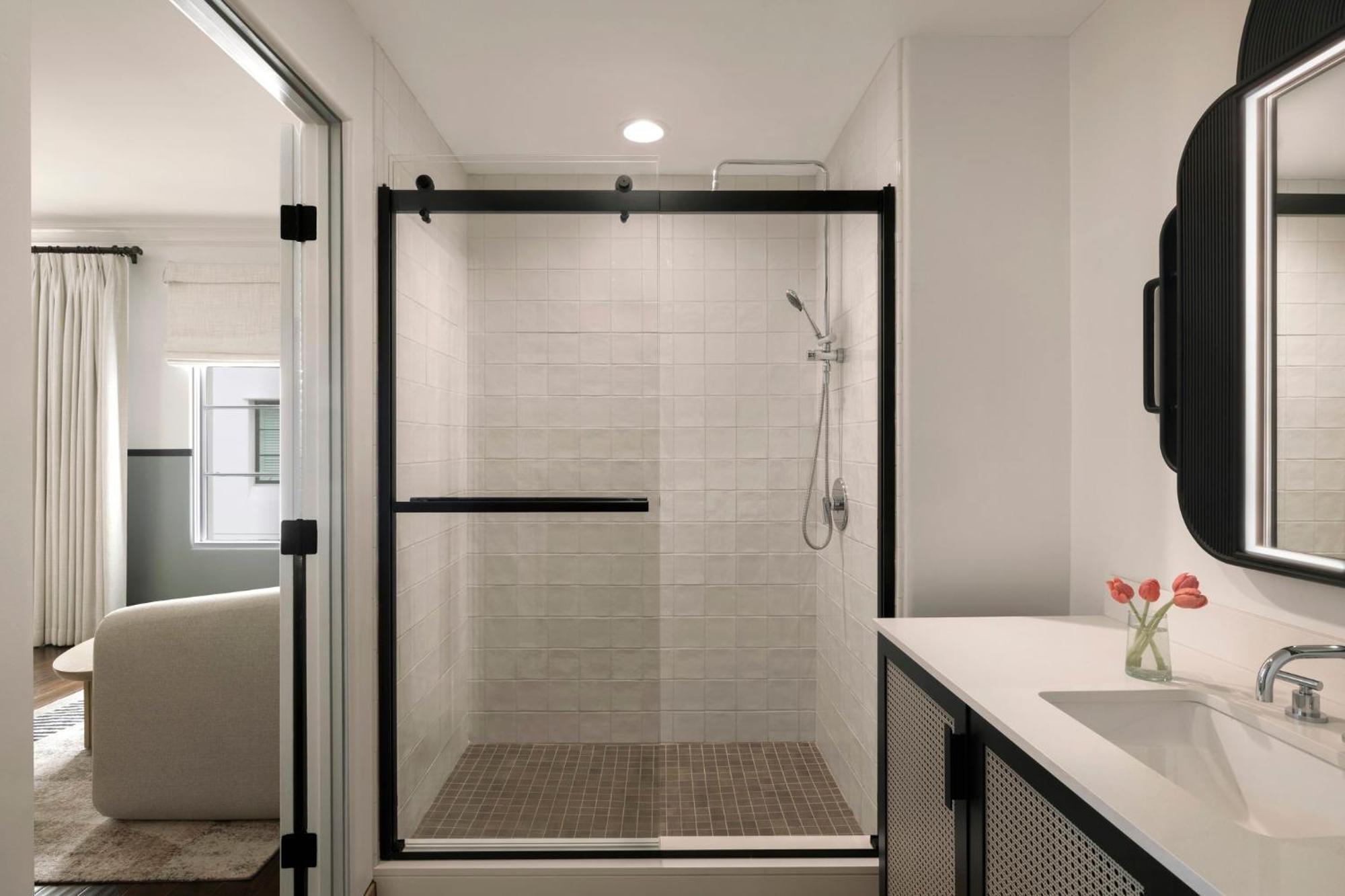 King Studio Suite