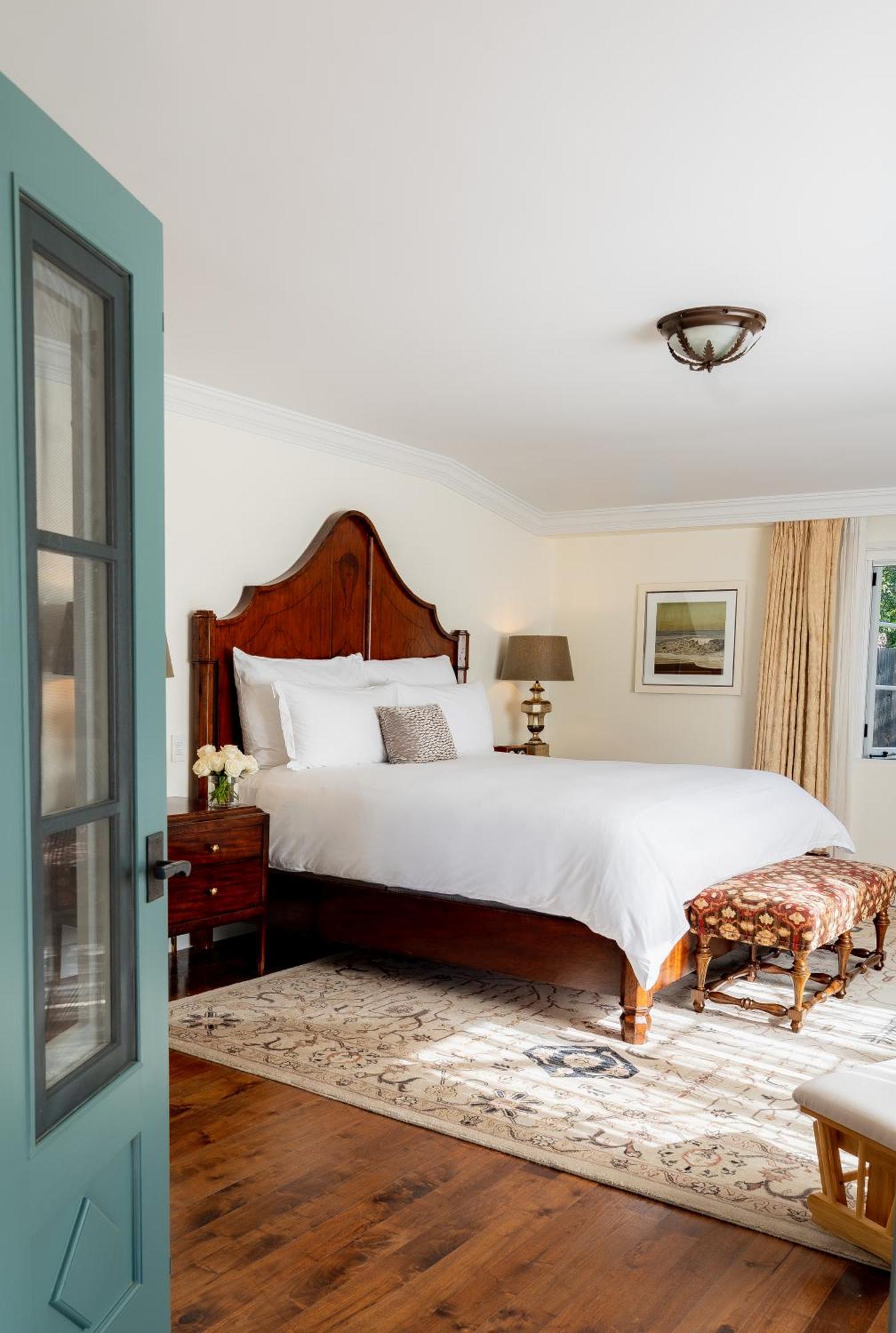 Superior Suite Wishing Well