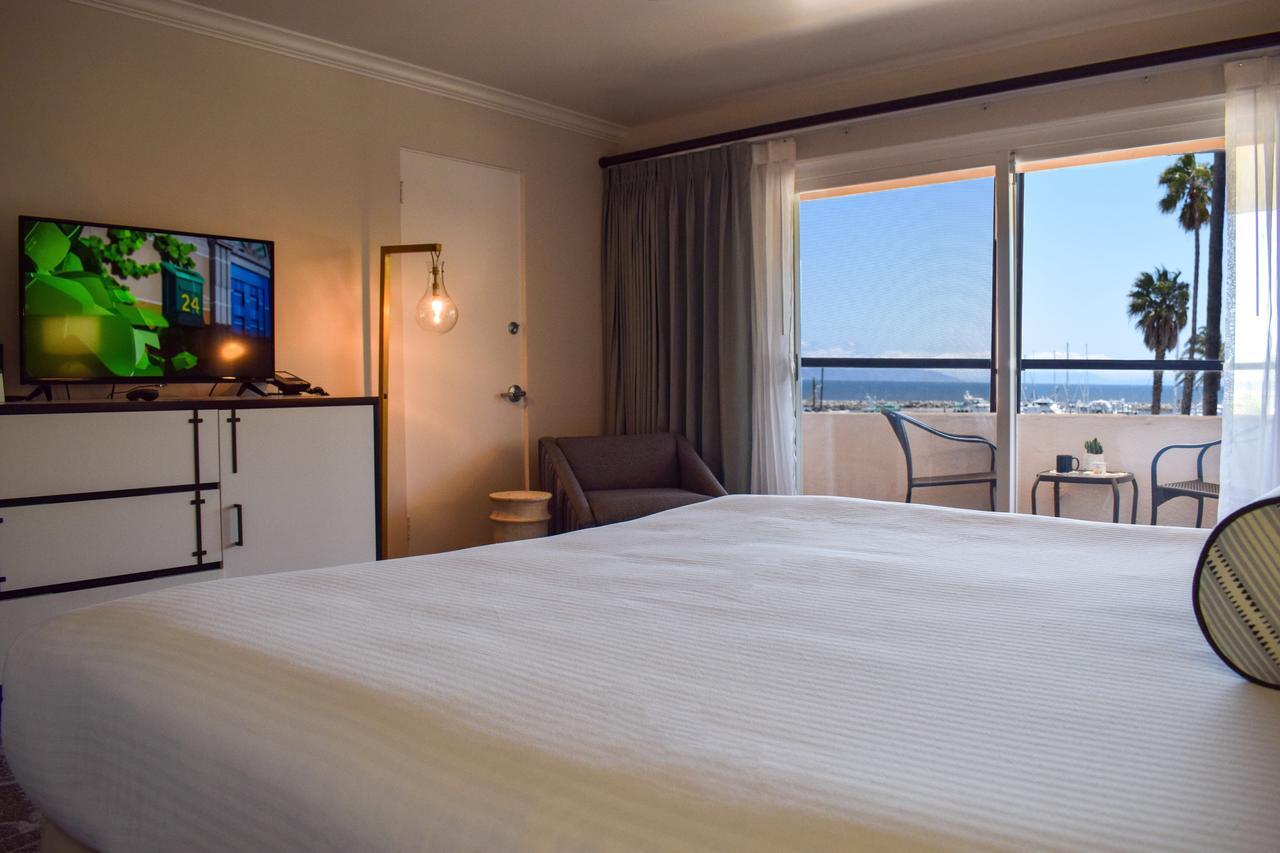 King Room Harbor Side Balcony