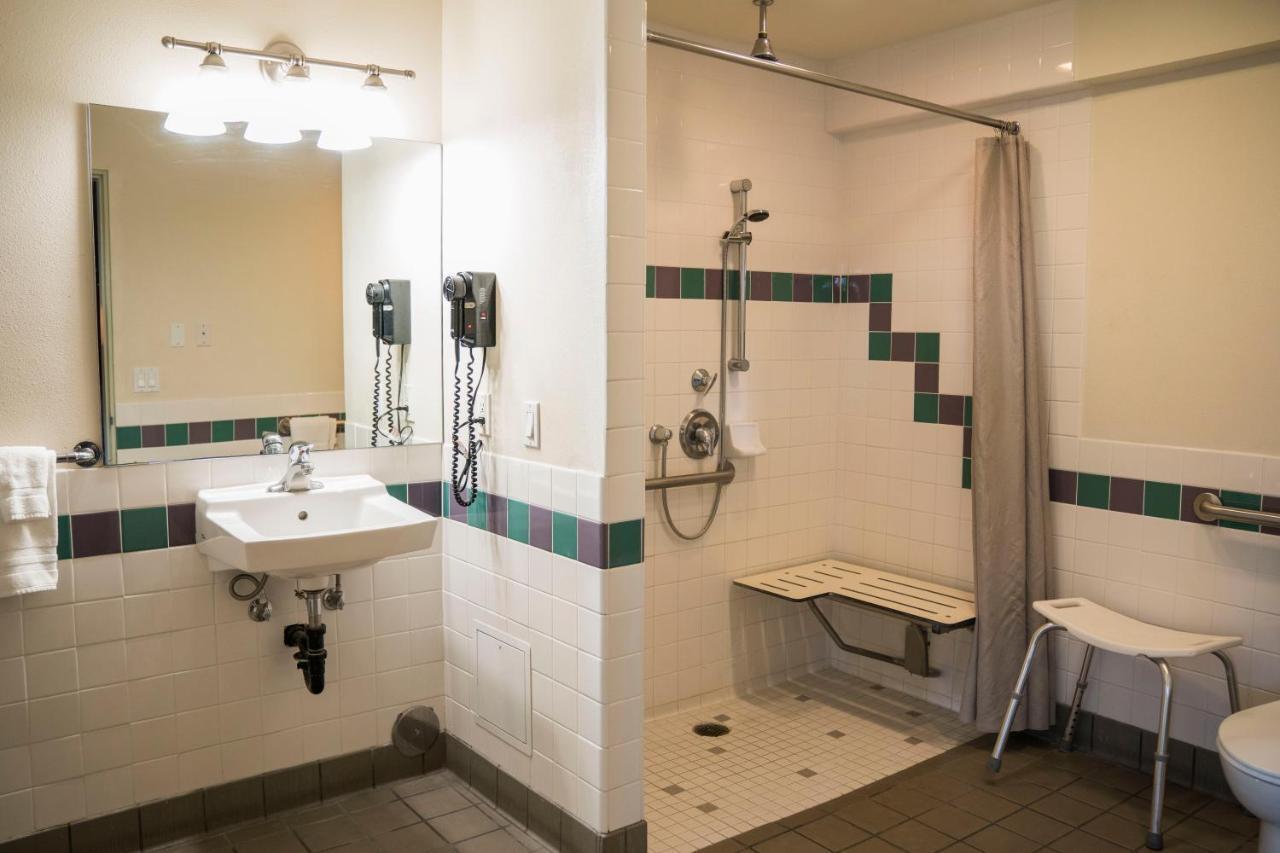 Queen Room Disability Access
