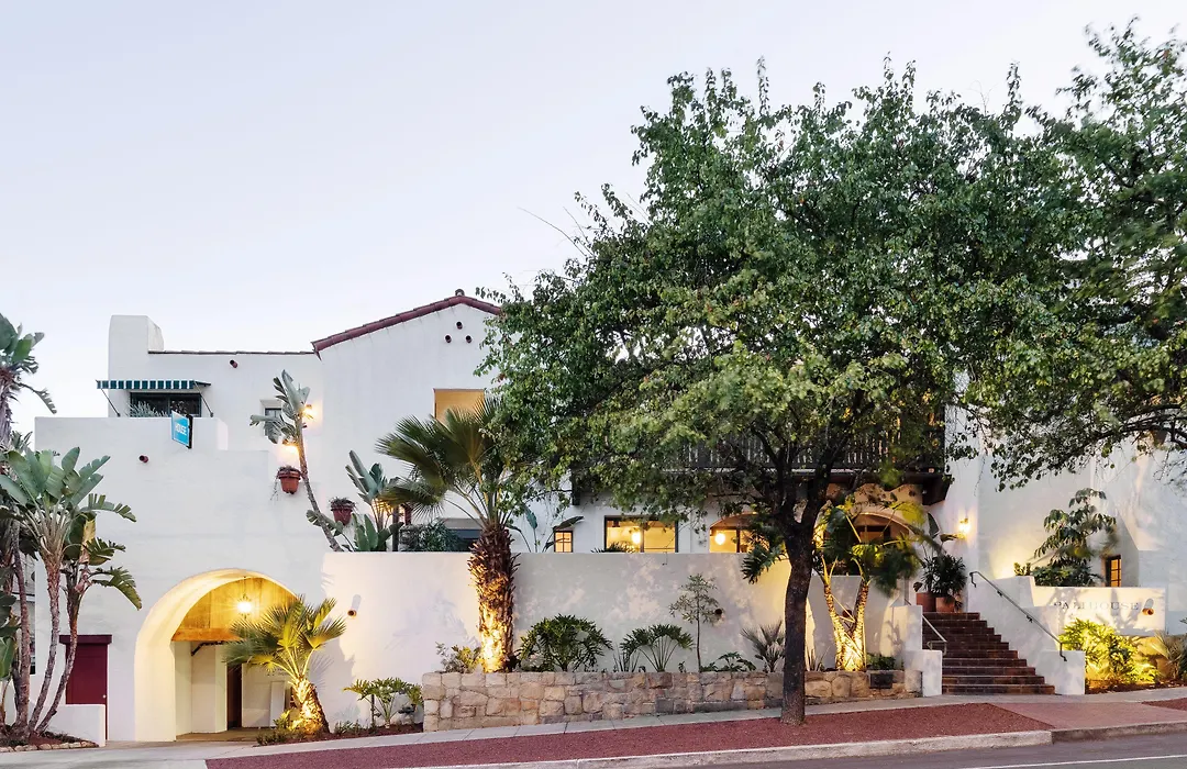 Spanish Garden Inn-1