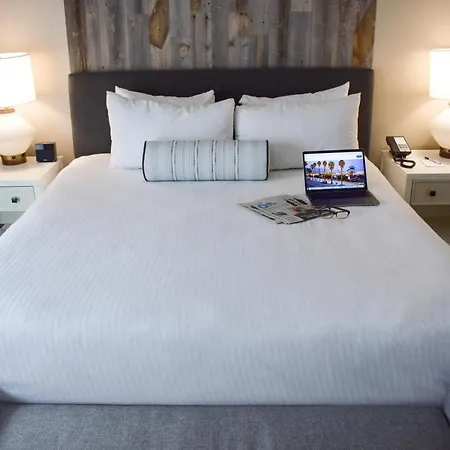 Beachside Inn-3