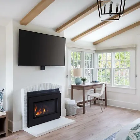 Hideaway Santa Barbara, A Kirkwood Collection Hotel-3