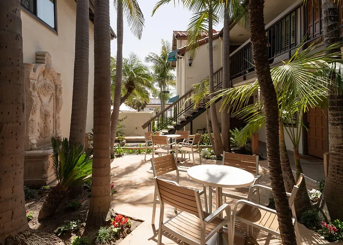 Hotels in Santa BarbaraFranciscan