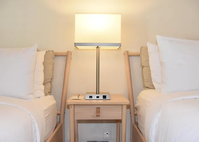 Hotels in Santa BarbaraFranciscan